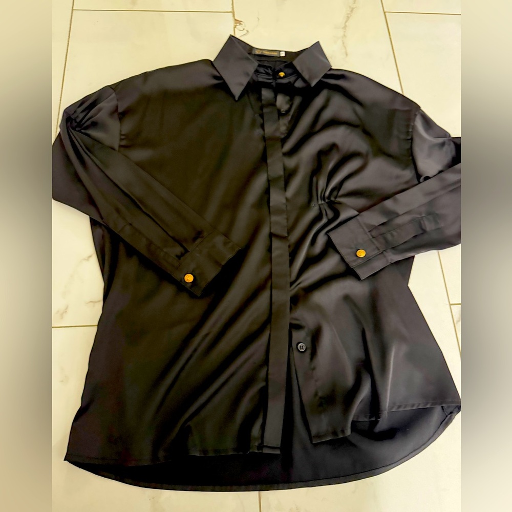Woman silki dress shirt